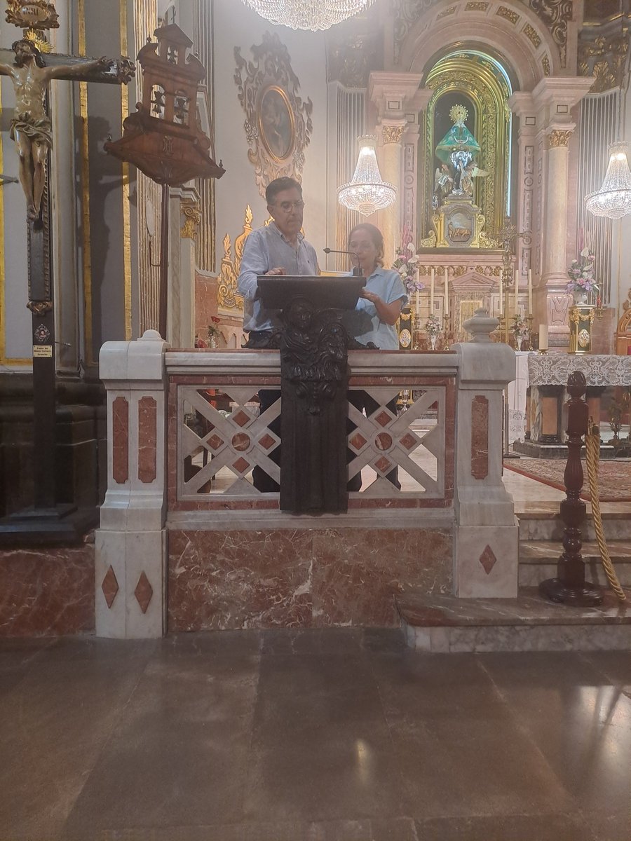 ENSLevante's tweet photo. El pasado viernes se presentaron en Castellón tres matrimonios que se unen a equipos en activo y un consiliario, así como un equipo de ENS Jóvenes y un consiliario, dando todos su testimonio de la experiencia de un pilotaje y el compartir un camino de fe en equipo. ¡Bienvenidos! https://t.co/vaH2fq6KhK