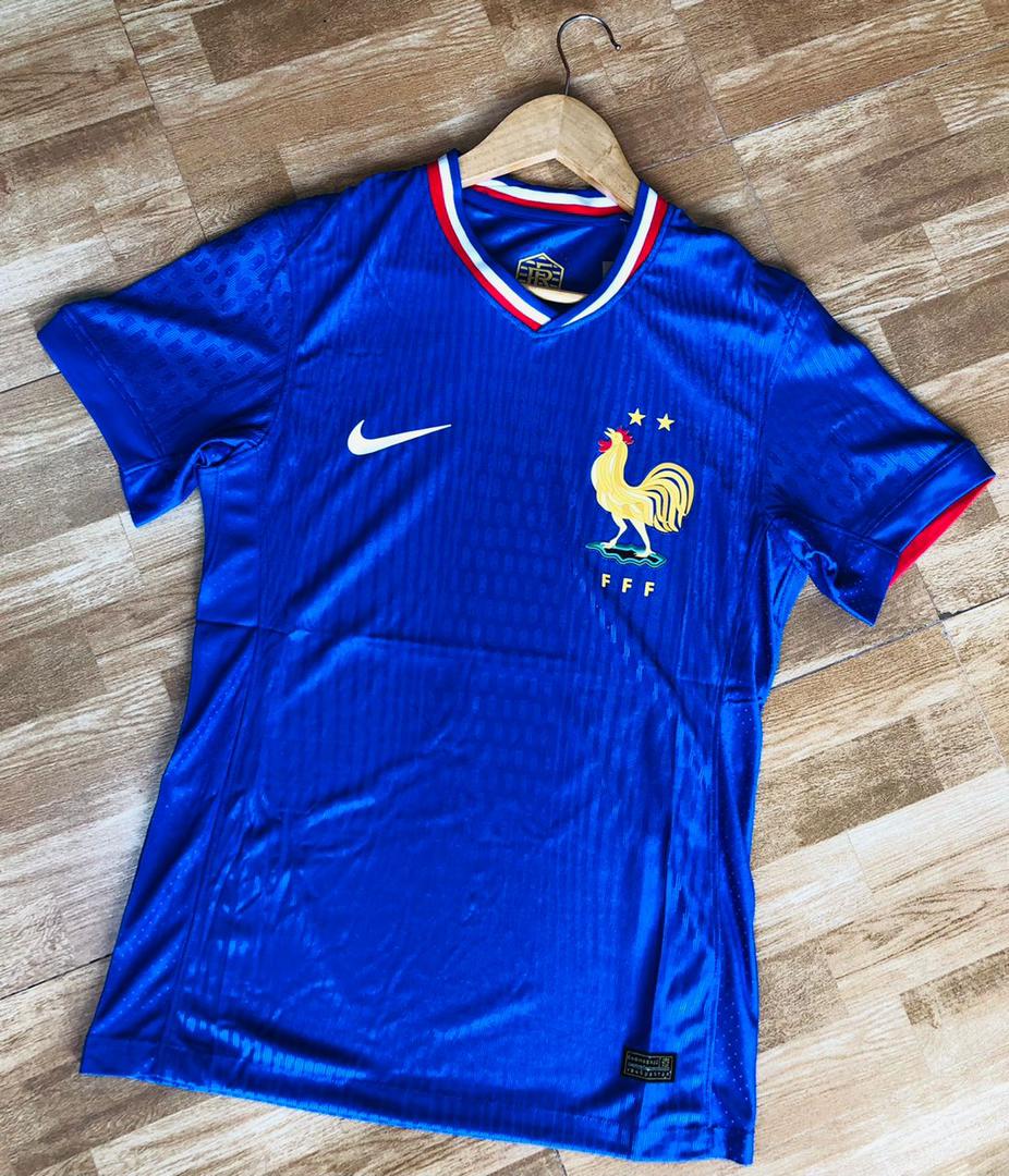 M10Collectionz's tweet image. National duty IS ON. We are a call away from delivering your team's kit so the cheers begin.