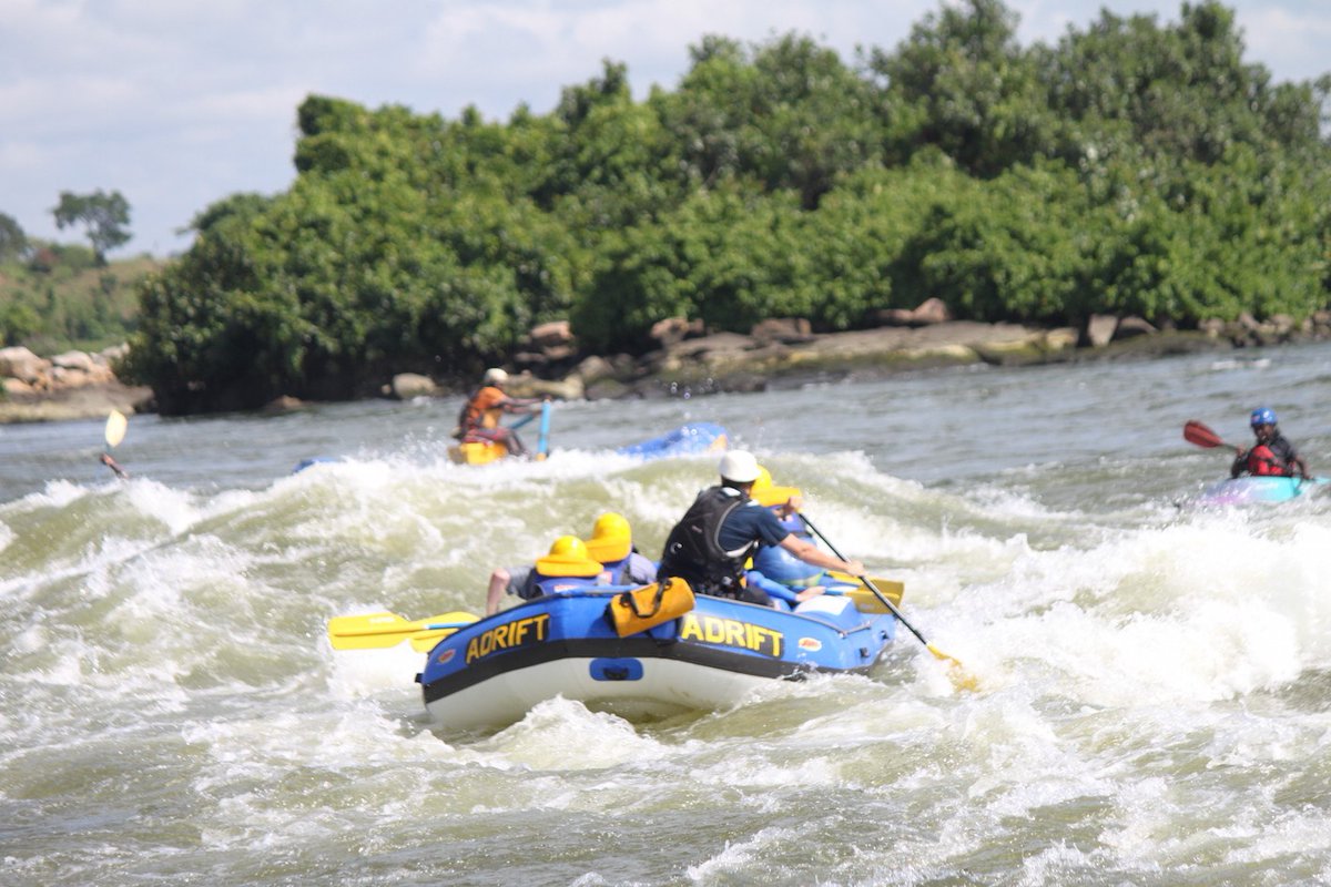 #Uganda! Explore the source of the R. Nile on a boat or light craft, and go rafting during the famous #NyegeNyege Festival this November. Visit #Sipi and learn about the Kupsabiny culture, go on a village walk in the coffee farms.  

📸: @ssenyonyiderrick