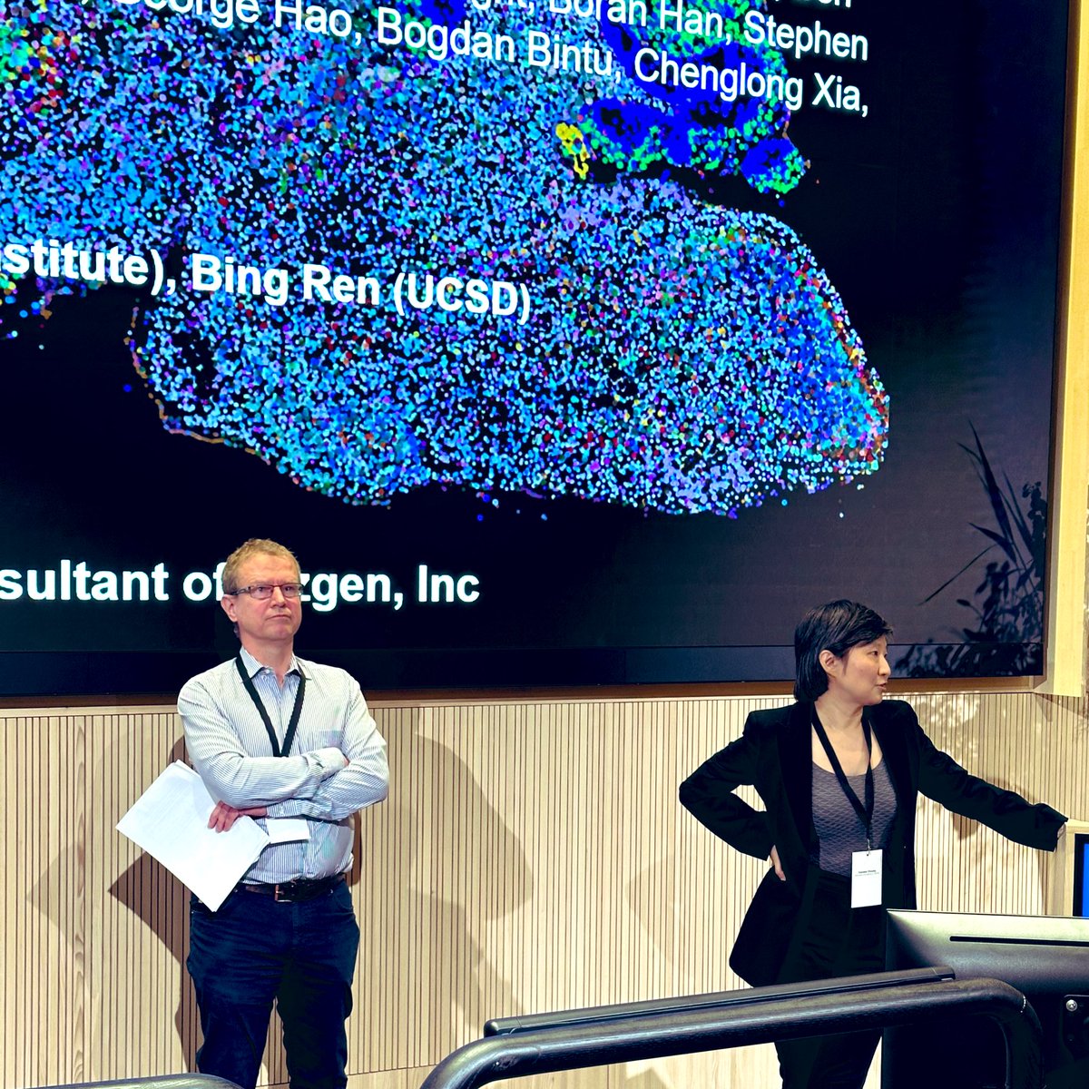 Fabian Theis (@fabian_theis) on Twitter photo Looking fwd to today and tomorrow’s
Nobel Symposium on Spatial Biology <a href="/ScienceAcad_swe/">The Royal Swedish Academy of Sciences</a> at Stockholm - here Mats Nilsson as chair and Xiaowei Zhuang as first speaker kicking it off with exciting MERFISH data&methodology! Looking fwd to today and tomorrow’s
Nobel Symposium on Spatial Biology <a href="/ScienceAcad_swe/">The Royal Swedish Academy of Sciences</a> at Stockholm - here Mats Nilsson as chair and Xiaowei Zhuang as first speaker kicking it off with exciting MERFISH data&methodology!