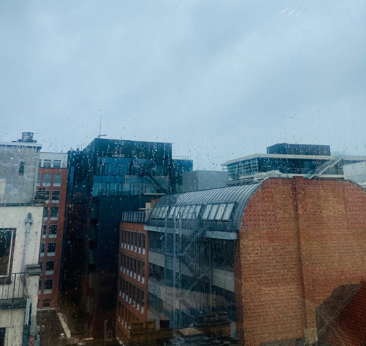 The weather in Brussels today reflects the general mood after the elections. 

Darker times lie ahead