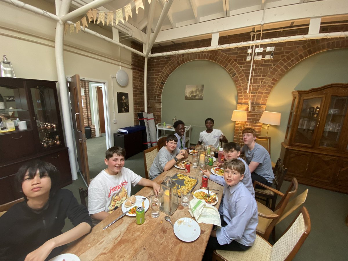 Collingwood House tweet media