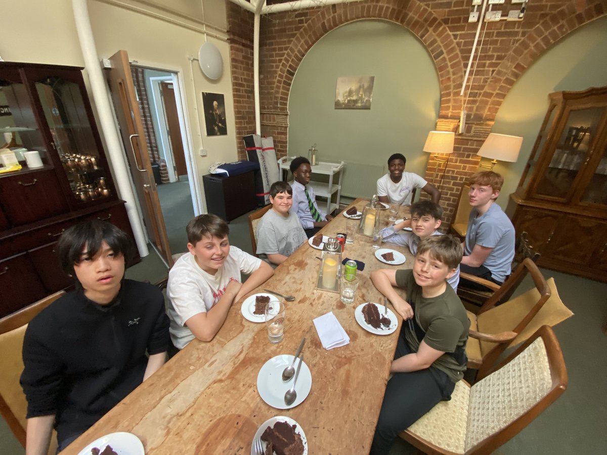 Collingwood House tweet media