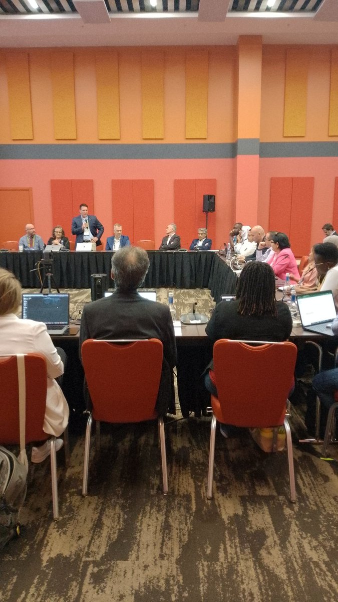 aareakinbo's tweet photo. #ICANNFellow
Meeting at AD10. Discussion on the impact of the @ICANN Fellowship and the need to do more. Fellows need to innovate and keep the spirit of fellowship up before every next meeting.
#ICANN80
@dnsafricatv https://t.co/k4dIGHu8ca