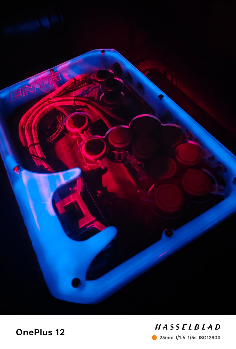 Pawsompup's tweet image. Shout out to @enthcreations for another amazing build. These @SGFDevices  buttons, plungers and tactile switches are definitely end game.