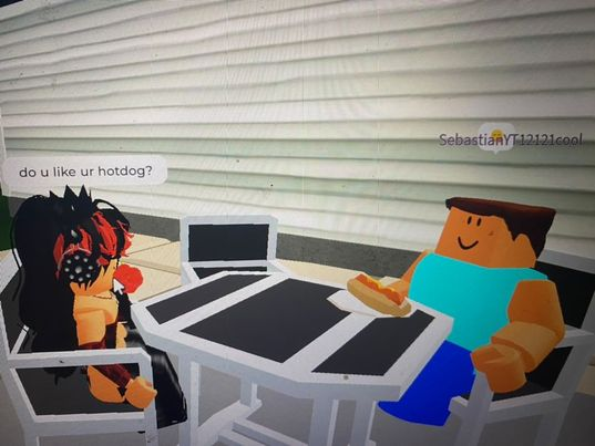 SparkSebastian's tweet photo. Goofy ah Minecraft Steve in roblox (its me LMAO) 💀💀 https://t.co/0h4nNdskm6