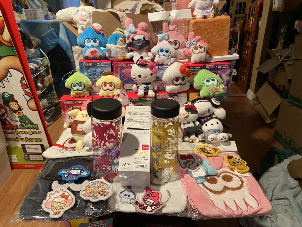 TheNintendoFeed's tweet photo. @sanriodaily To survive losing my job, the loss of my mother and to fundraise enough money to save my childhood home/HQ for The Nintendo Feed (where my online content is created), I’m selling my video game collection—including my massive Splatoon 2 x Sanrio collection. Every bit helps! https://t.co/UMJ7Kr2LcY