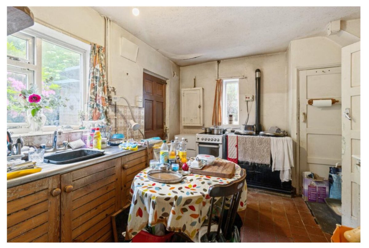 Semi Detached House Requiring complete modernisation close to Timperely Village. 

Attention Buy to Let Investors and those looking for a property to renovate &amp; refurbish. 

We are required to achieve the best price possible from a buyer in a position to proceed.

Viewings cannot