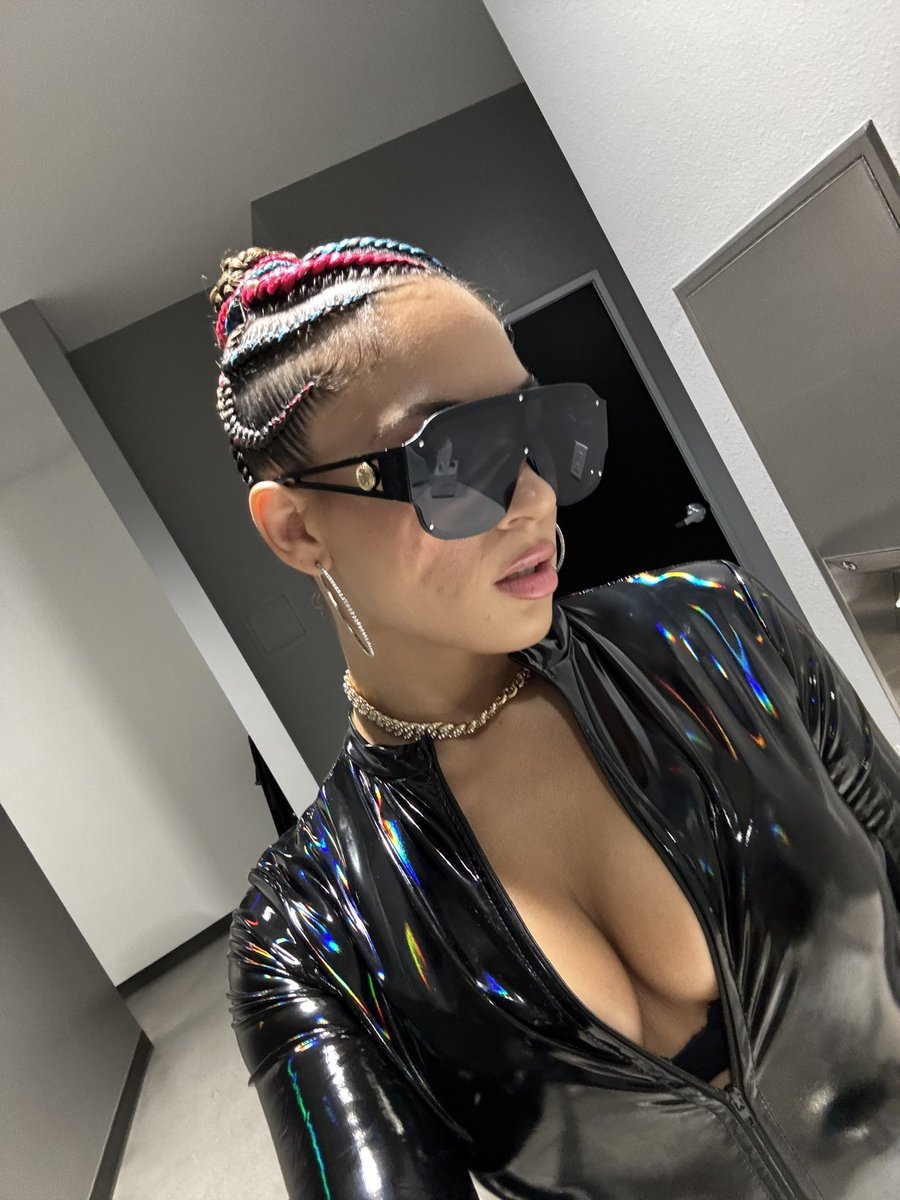 Natalie (parody) tweet media