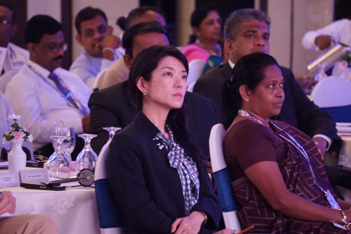 AzusaKubota's tweet photo. Excited to have leaders & practitioners gathered from across 🇱🇰 2 share lessons/good practices from #CDLG funded by @EU_in_Sri_Lanka. People-centered, agile & adaptive approach enabled #local govt 2 deliver services effectively. Hope these lessons will scale across & upwards. https://t.co/Axu0SK2eQ0
