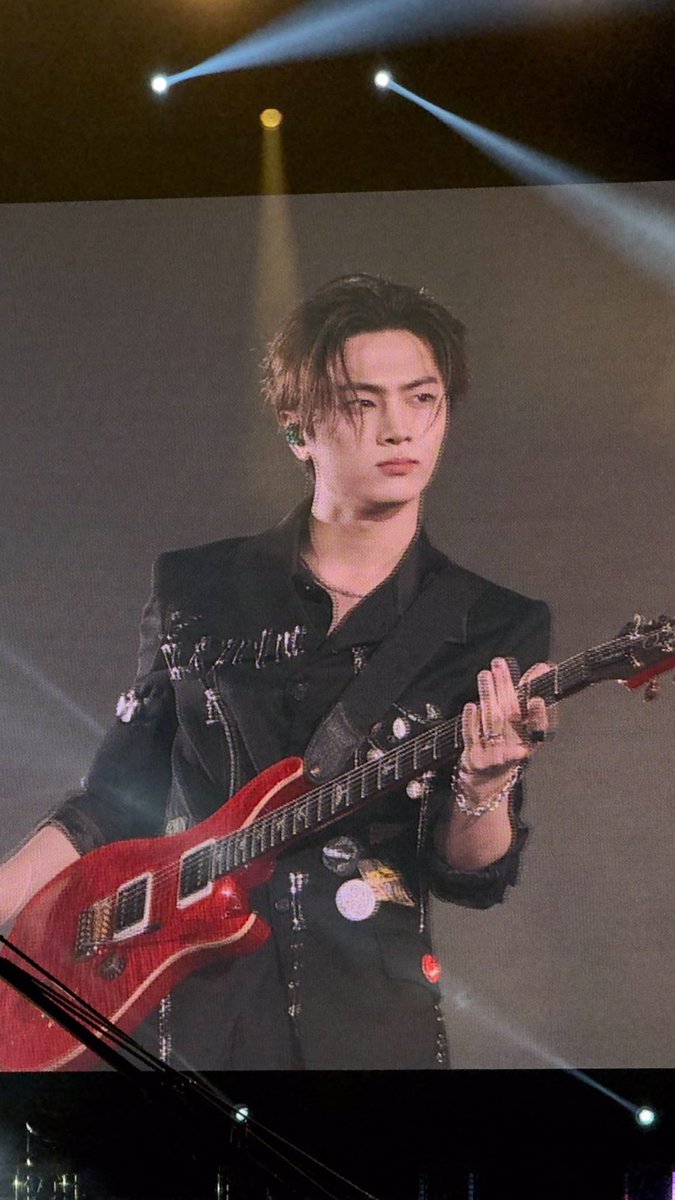 DAMN….. this jay on the big screen from ystrdy glay concert🤯🫠

#ENHYPEN_JAY
