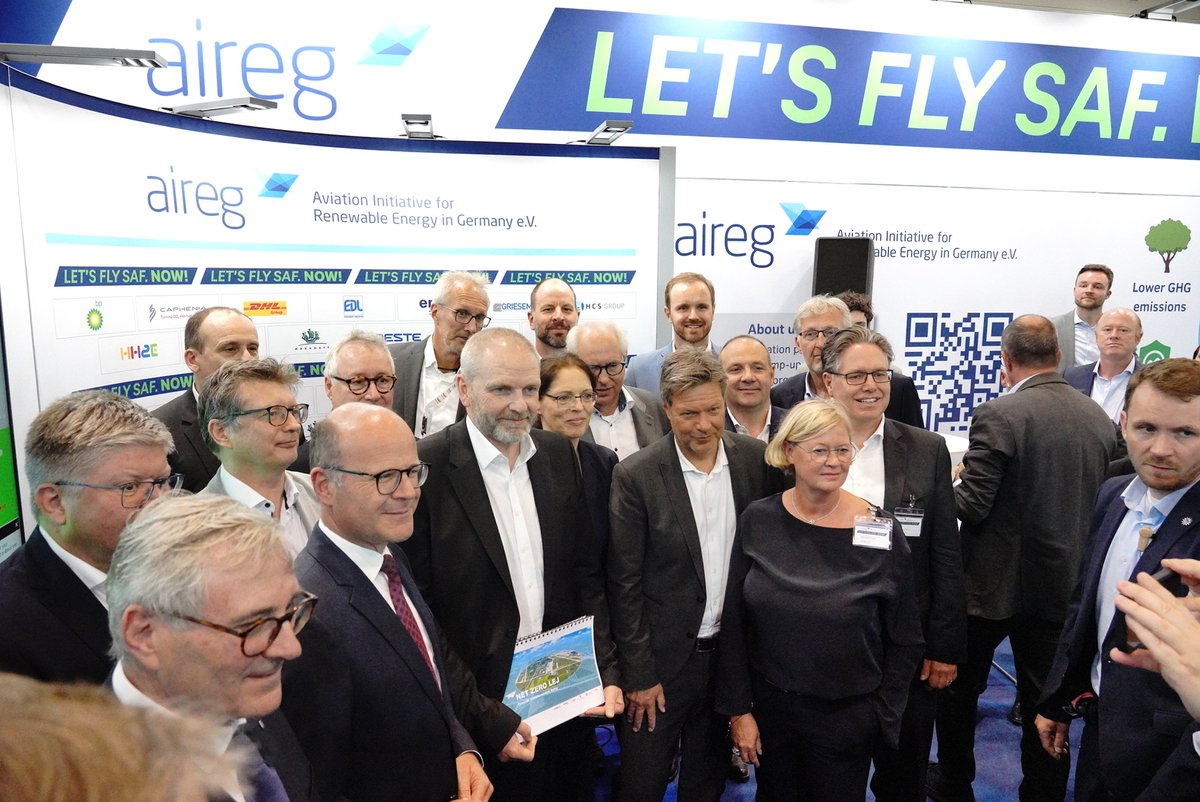 CAPHENIA tweet media