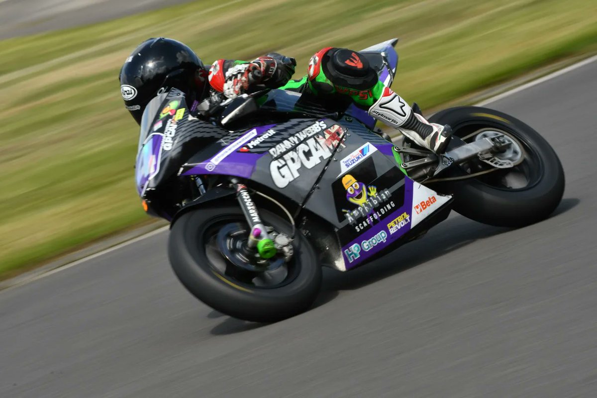 GrassrootsToGP's tweet photo. Round Three FAB-Racing LS2 Helmets UK MK-GP70 Class
#8 Bethany Ashby Racing #8
#11 Harry Paine Racing
#14 Frankie Race Watson #14
#15 Harrison Day Racing
📸 Dale Baldwin Photography
#MotoGP #Fabracing #BSB https://t.co/GQd62os2Rj