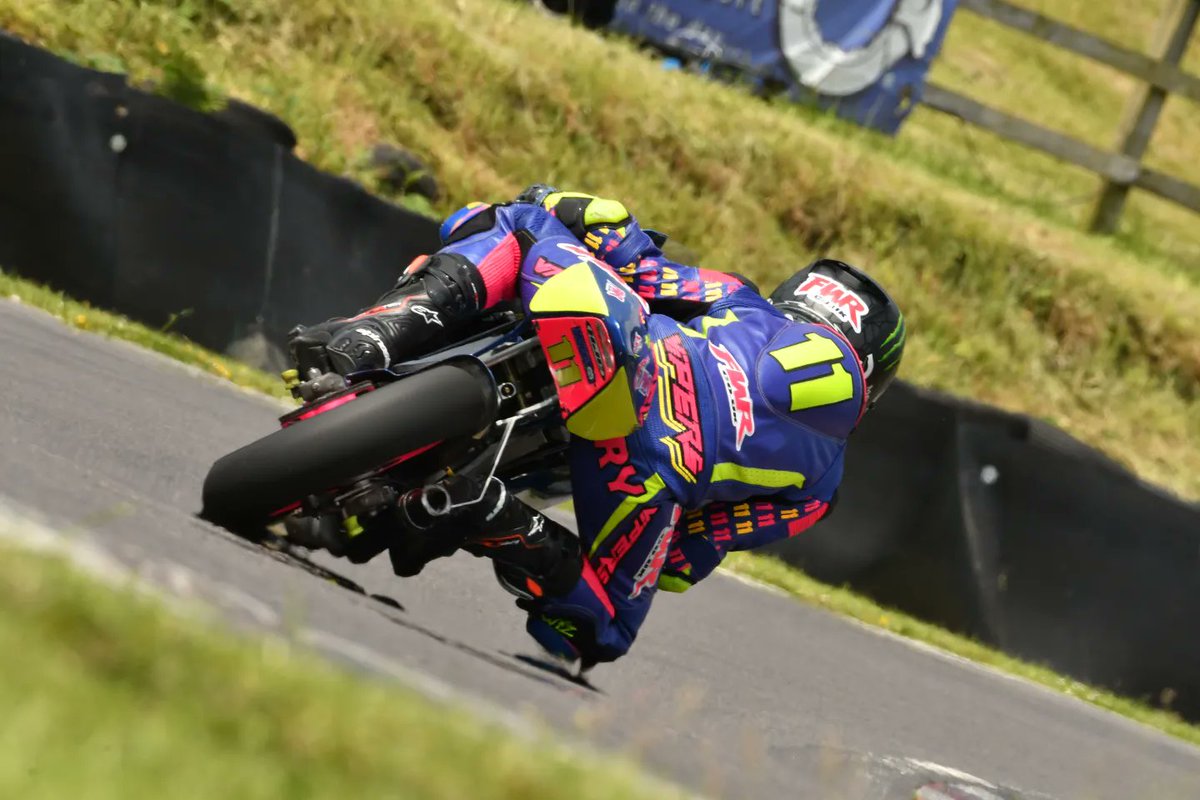 GrassrootsToGP's tweet photo. Round Three FAB-Racing LS2 Helmets UK MK-GP70 Class
#8 Bethany Ashby Racing #8
#11 Harry Paine Racing
#14 Frankie Race Watson #14
#15 Harrison Day Racing
📸 Dale Baldwin Photography
#MotoGP #Fabracing #BSB https://t.co/GQd62os2Rj