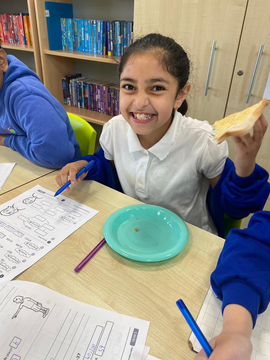 edgewickprimary's tweet photo. Some very happy faces today as we start our Magic Breakfast provision! 

@magic_breakfast 
#breakfastforall
#breakfast
#FuelForSuccess
#AllKidsCount https://t.co/1OQzo76jjo