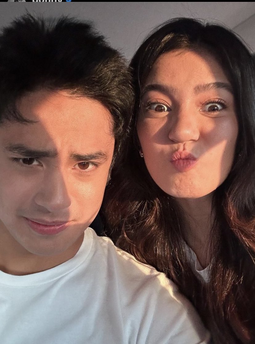 titaTeacher_K's tweet photo. Happiest birthday Tinky!!! :)

- your opisyal putograper 😜

*KINABAHAN AKO AKALA KO YOUR BOYFRIEND UNG NASA DULO NG CAPTION.🤣🤣🤣

BELOVED BELLE DAY

#E22ernallyBELLElieving | #BelleMariano https://t.co/em7cDrjr9I