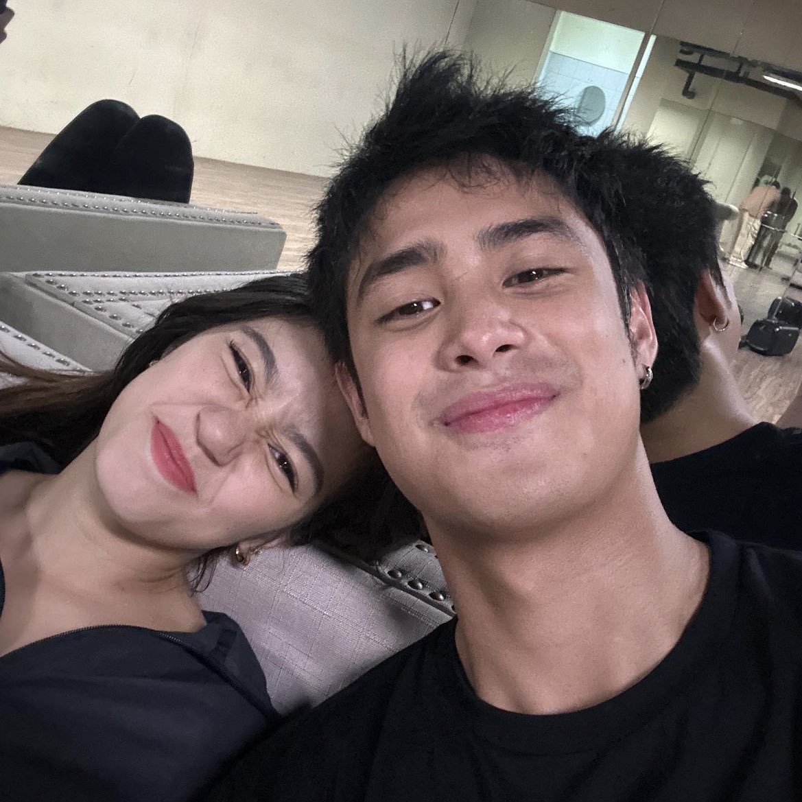 miss belle mariano kung di mo kayang ibigay sakin si donny paki-share na lang ng lipstick shade at link