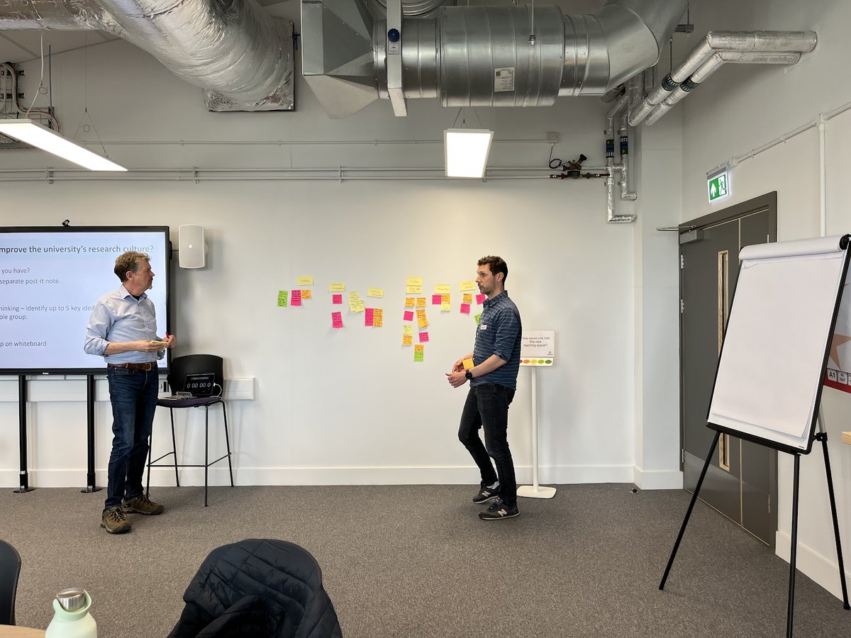 Barefoothinking's tweet photo. 24 Hours to go for all of our Plymouth Challenges of Science Leadership 3-day Course Attendees!  
We are excited to get things up and running and meet the group who come from 10 organisations including Universities, research organisations and public sector environmental bodies. https://t.co/QmFfeOOU0e