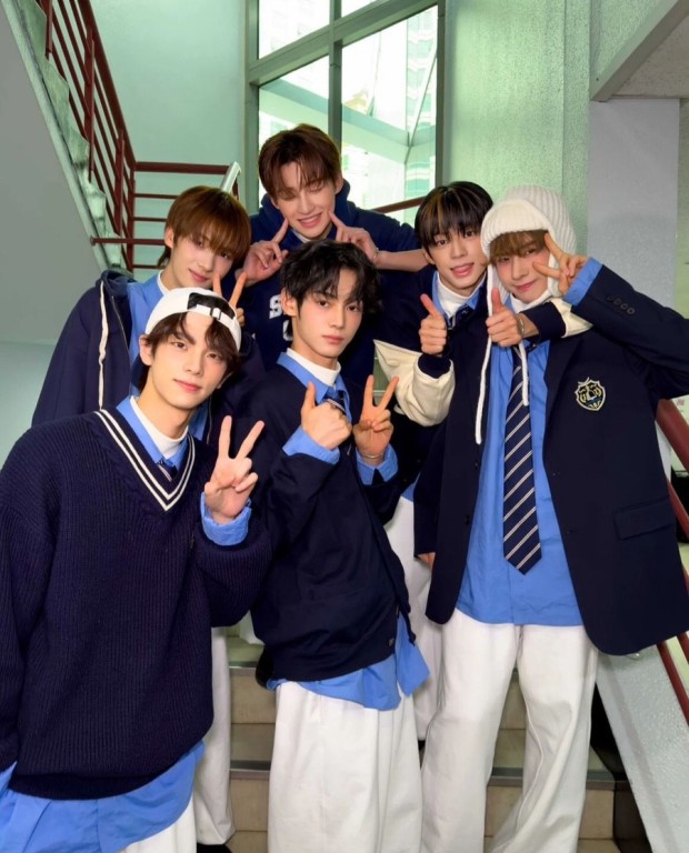 tenasia_'s tweet photo. π6μ "μν°μ€νΈ TOP10" ν¬ν μ€π
ποΈ#KPOP #BOY #ARTIST λΆλ¬ΈποΈ
π₯ νμ¬ μμ π₯
1οΈβ£ #νμ±μ΄ #HASUNGWOON
2οΈβ£ #λΌμ΄μ¦ #RIIZE
3οΈβ£ #κΉμ¬ν #KIMJAEHWAN
4οΈβ£ #ν¬μ΄μ€ #TWS
πDeadline (6/23, 23:59(KST)
πVote (https://t.co/CMZOL8PslV)
#TOP10 #TOPTEN #ARITSTS #ARTIST #NEWS #EVENT #6μ #JUNE https://t.co/5yHIKps0tP