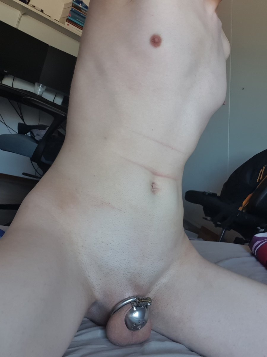 Feeling confident enough to share some cute lewds here again 💕