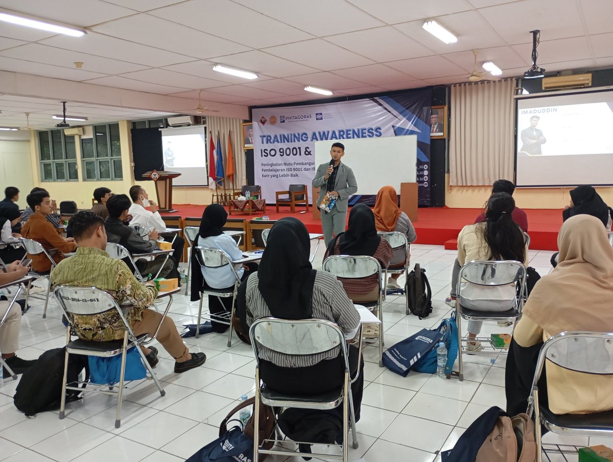 HMTK_ITI's tweet photo. Halo sobat Teknik kimia,

Telah dilaksanakan Training Awareness ISO 9001 &amp; ISO 45001 pada hari Sabtu dan Minggu tanggal 4 dan 5 Mei 2024 di Institut Teknologi Indonesia.

#iso9001 #iso45001 #hmtkselalujaya #teknikkimia #HMTKITI #hmtkjayajayajaya
#institutteknologiindonesia https://t.co/FtlkZ4ufrZ