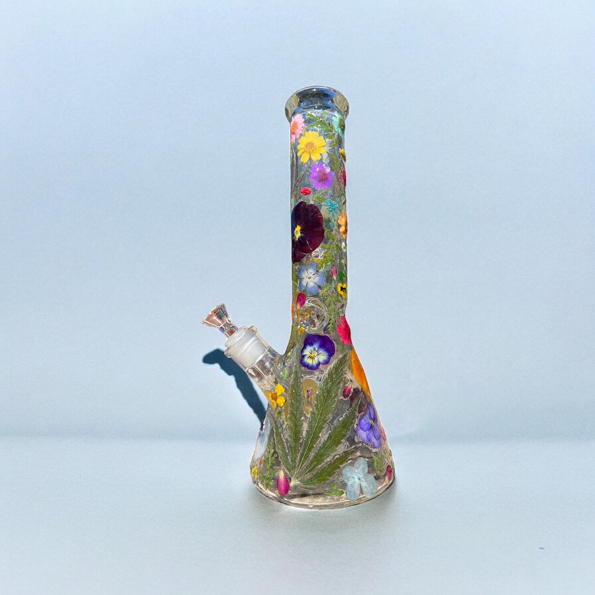 Moonray Resin tweet media