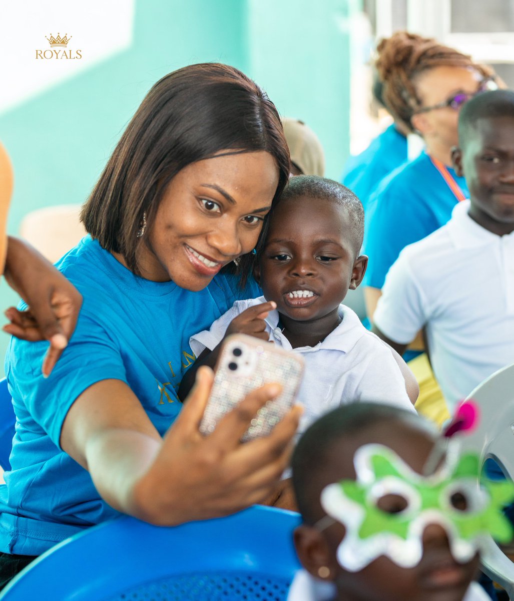 In a world where people tend to focus more on themselves, we are choosing to make a lasting impact in the lives of the young generation. 

We are Royals. 👑 
GM. 🌤️