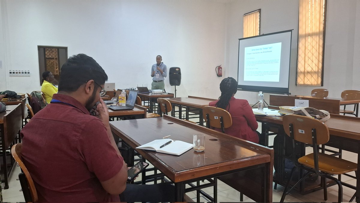UDOM_Geography (@geographyudom) on Twitter photo Dr. <a href="/ronaldndesanjo/">Ronald Ndesanjo</a> presenting in panel DO66: Resources, Investments and Rural livelihoods in #POLLEN24 at Dodoma. Intereating dicussions on the impacts of big agric investments to rural communities. Dr. <a href="/ronaldndesanjo/">Ronald Ndesanjo</a> presenting in panel DO66: Resources, Investments and Rural livelihoods in #POLLEN24 at Dodoma. Intereating dicussions on the impacts of big agric investments to rural communities.