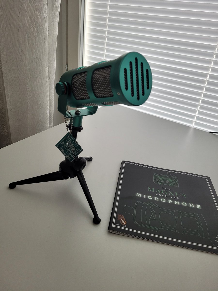 wclfhook's tweet photo. look what came in the mail 👁 https://t.co/P6zcdMqvkm