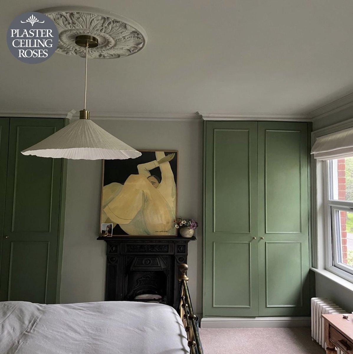 Your bedroom is like your personal haven, where each day begins and ends. It’s crucial to invest care in decorating it. Credits: @1895terracebythecommon
Code: MPR063