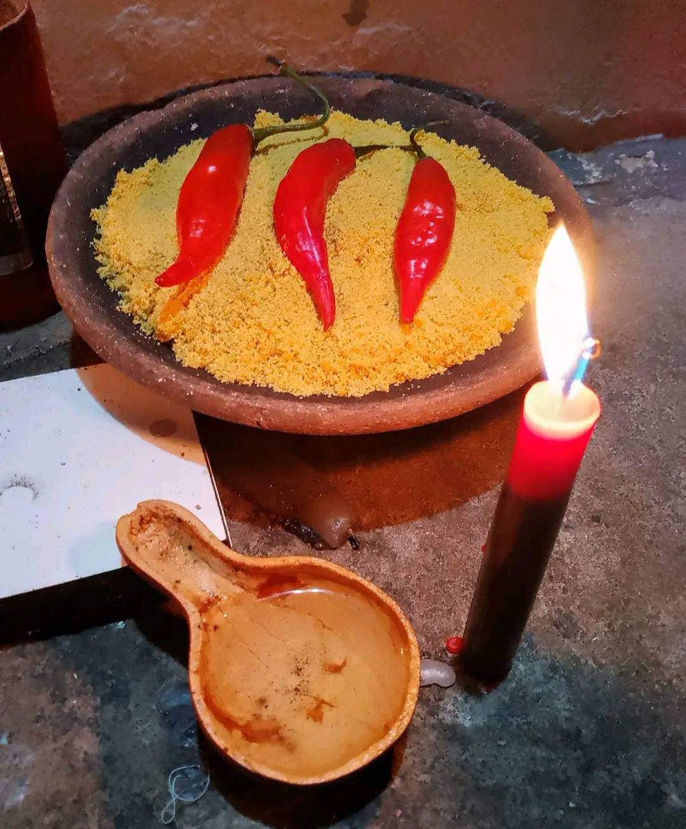 NossosOrixas's tweet photo. Exu diz que é necessário morrer de vez em quando, para descobrir pelo quê está vivendo. https://t.co/D2Nt2oxL9a