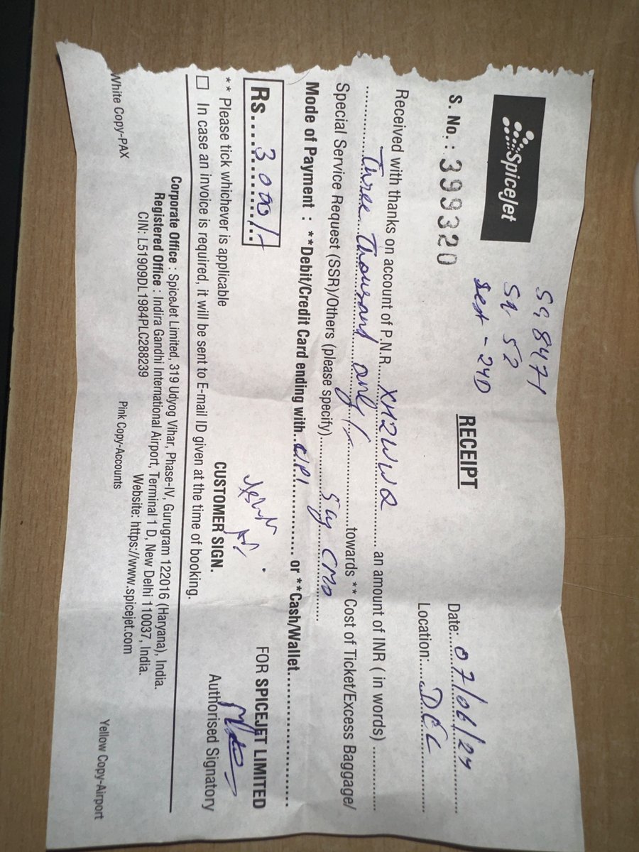 ashesharyak's tweet photo. This was the 5th flight which i was taking this month and I have never experienced any issues with other airlines @IndiGo6E @airindia @airvistara https://t.co/WHX7X9920s