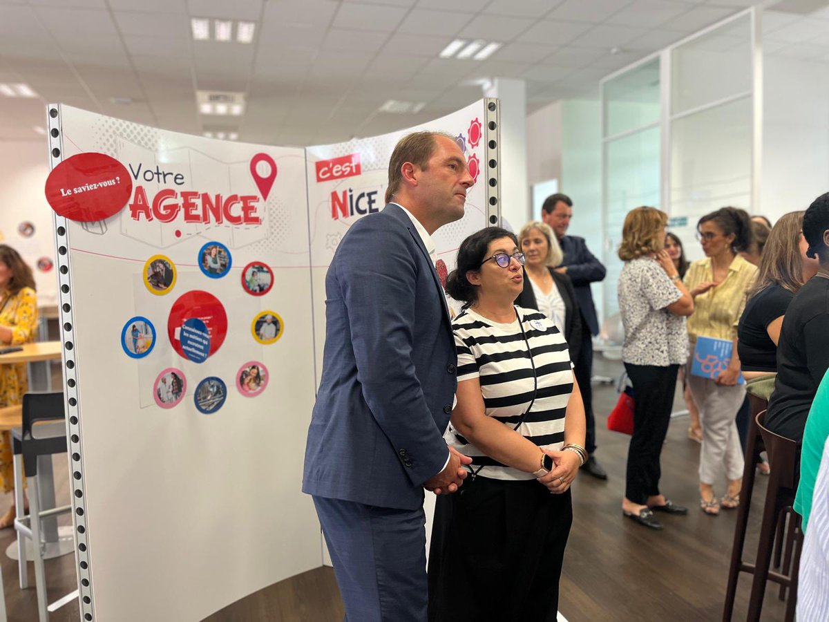FTravail_06's tweet photo. @ghislaineellena @ThibautGuilluy @villecannes @VilledeTheoule @MandelieuVille @FranceTravail @FTravail_PACA @AlpesMaritimes @MLcannes @capemploi06 @CACPLOfficiel Découverte des métiers du #transport #logistique avec #Transcan à Nice. Objectif :
➡️ Susciter des vocations. Dans un format convivial, des personnes en reconversion découvrent les métiers de la logistique et transport. RDV pris pour une détection de potentiel. #AvecFranceTravail https://t.co/6DmD1GRTgA