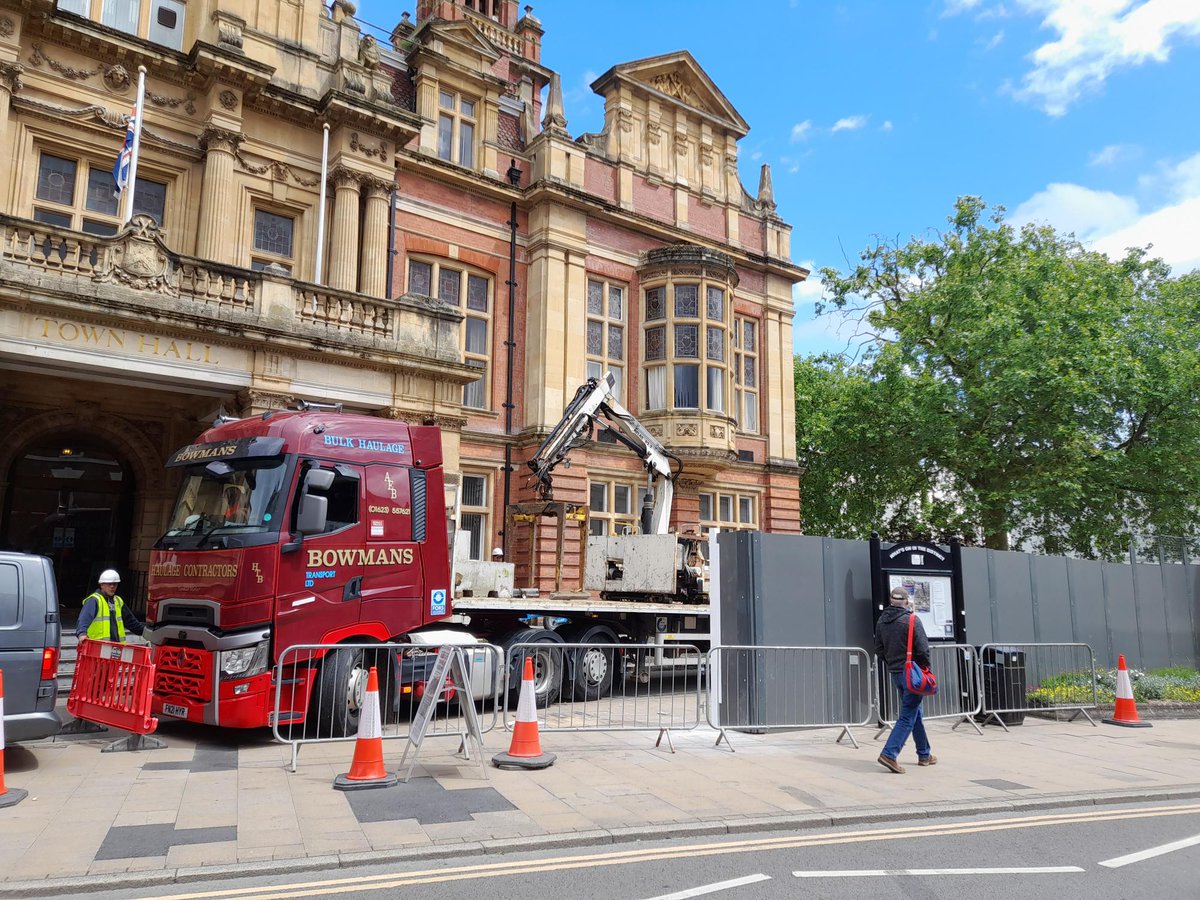 The transformation of Leamington continues! Work started last week to develop the Town Hall into a new Creative Hub, offering a contemporary workspace to attract new and growing businesses.