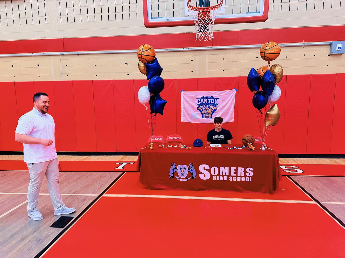 Coach James Loughran (@coach_loughran) on Twitter photo Not much more to say other than thank you.
You helped represent this program.
You helped build a culture.
You helped set the standard.
Forever grateful to have witnessed it&coached it.
Officially signed off ✍️, can’t wait to see the next chapter <a href="/CantonMBB/">SUNY Canton Men's Basketball</a>.
Love you kid Not much more to say other than thank you.
You helped represent this program.
You helped build a culture.
You helped set the standard.
Forever grateful to have witnessed it&coached it.
Officially signed off ✍️, can’t wait to see the next chapter <a href="/CantonMBB/">SUNY Canton Men's Basketball</a>.
Love you kid