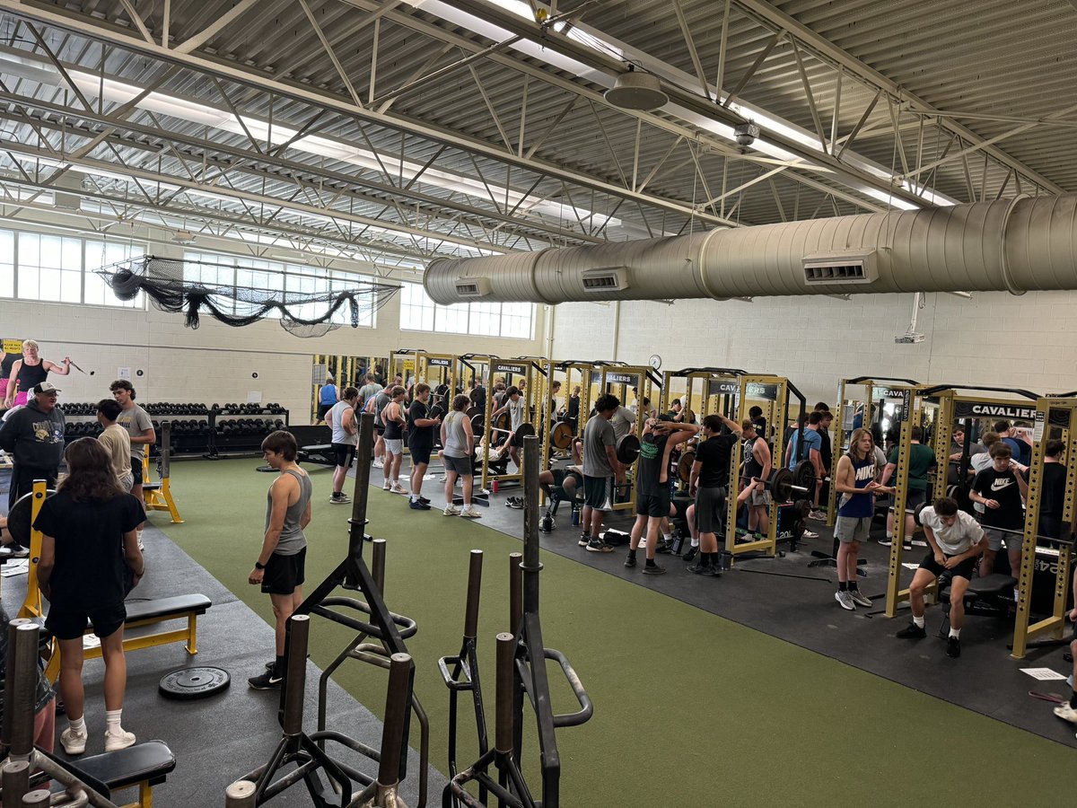 Day 1! Great energy &amp; enthusiasm! Awesome way to begin OUR summer workouts! 👊🏻 #weareONE