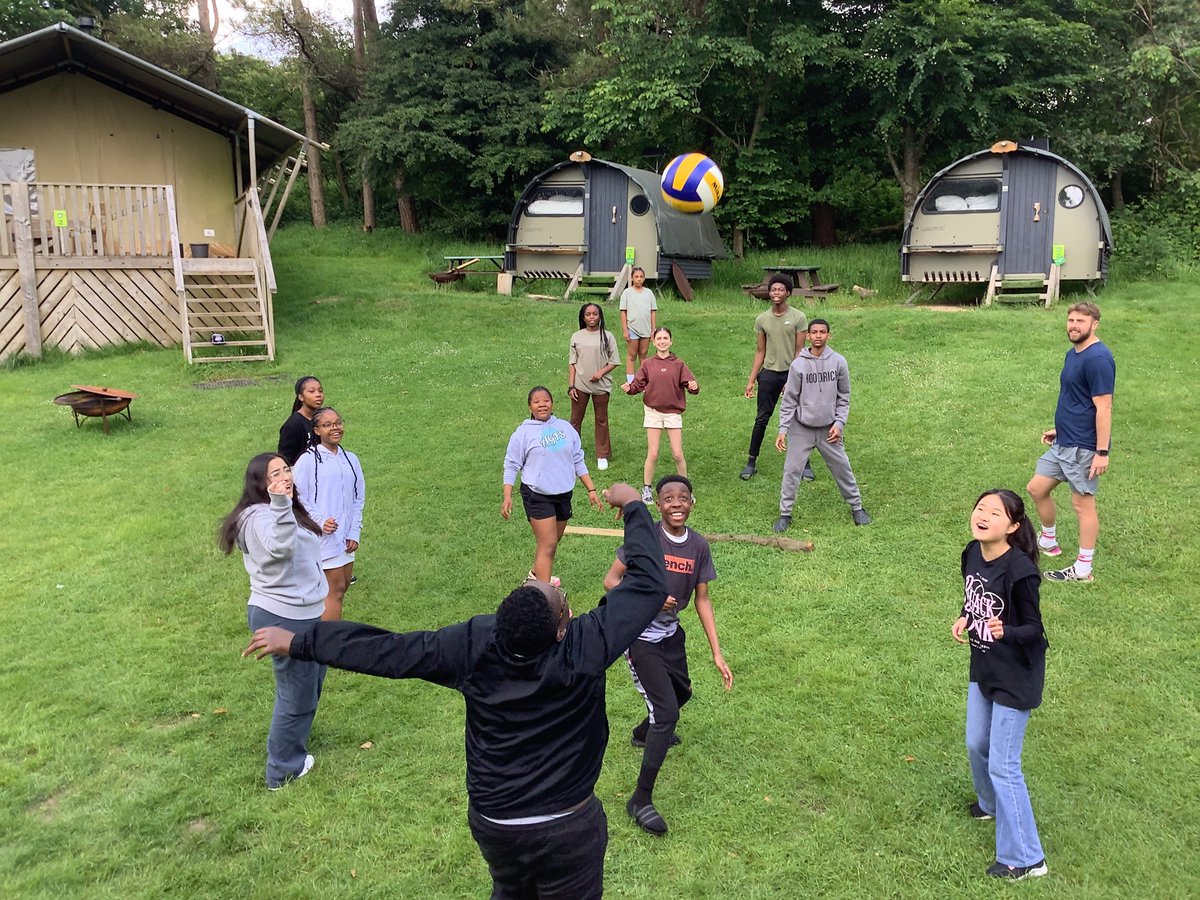 ArkGreenwich's tweet photo. A number of our Music scholars attended a residential trip at #BrightonCollege last week.  The feedback was  amazing.  Read what Brighton College had to say about our wonderful AGFS scholars here: https://t.co/sLctamBu3K  Thank you @BrightonCollege for a wonderful couple of days! https://t.co/rael9MvWVw