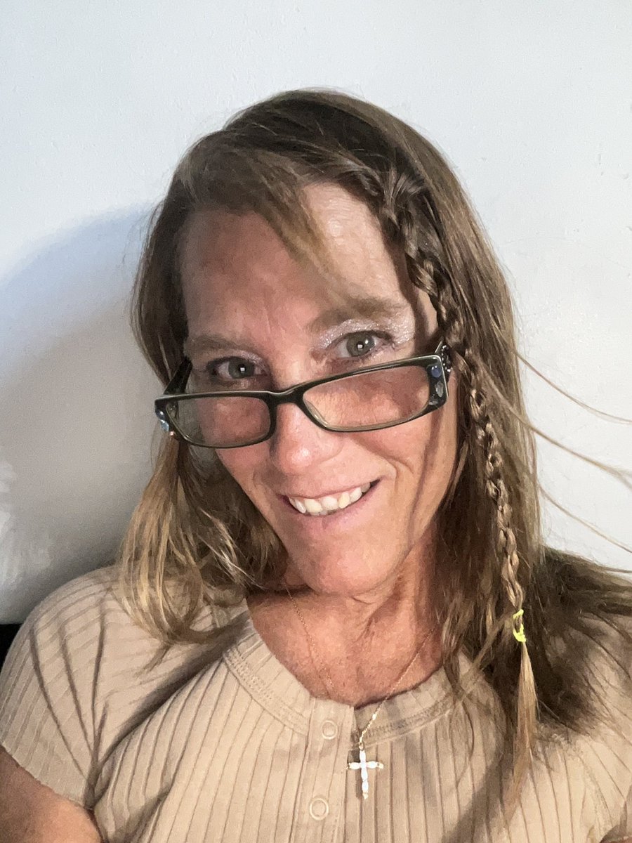 Hey. Have a happy Monday my fellow friends. Blessings