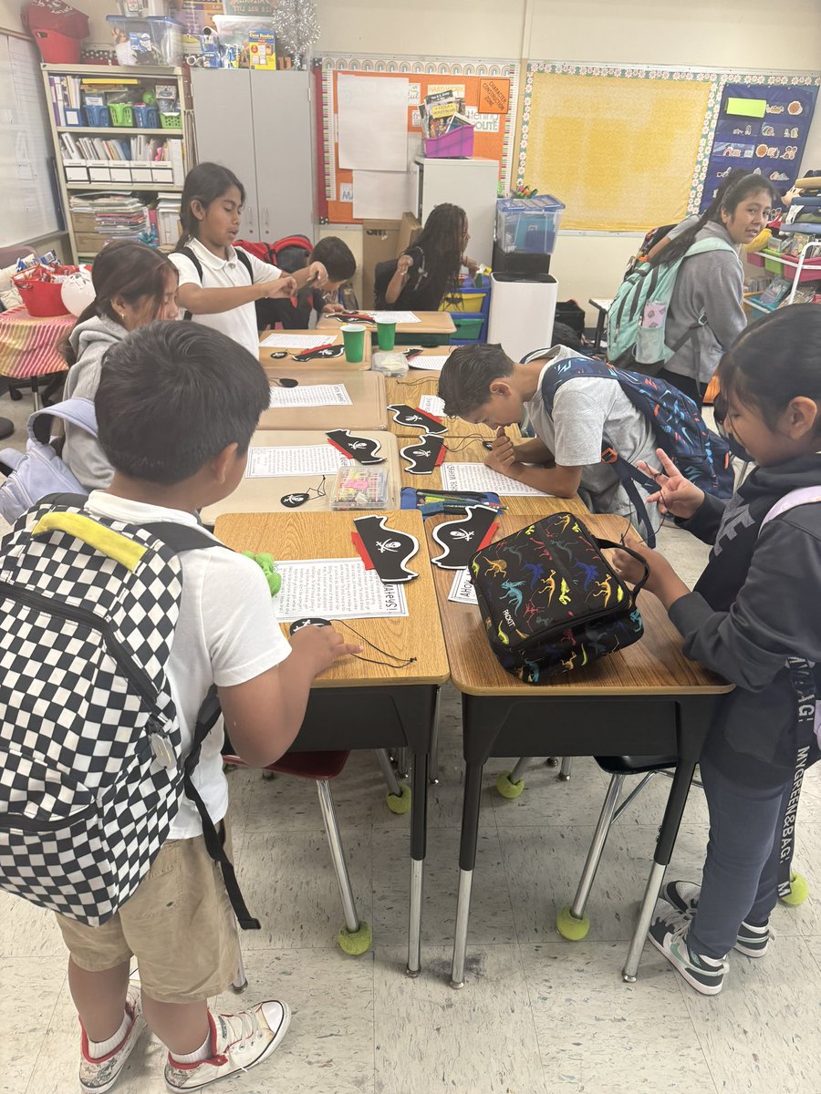 Ms.Trattler tweet media