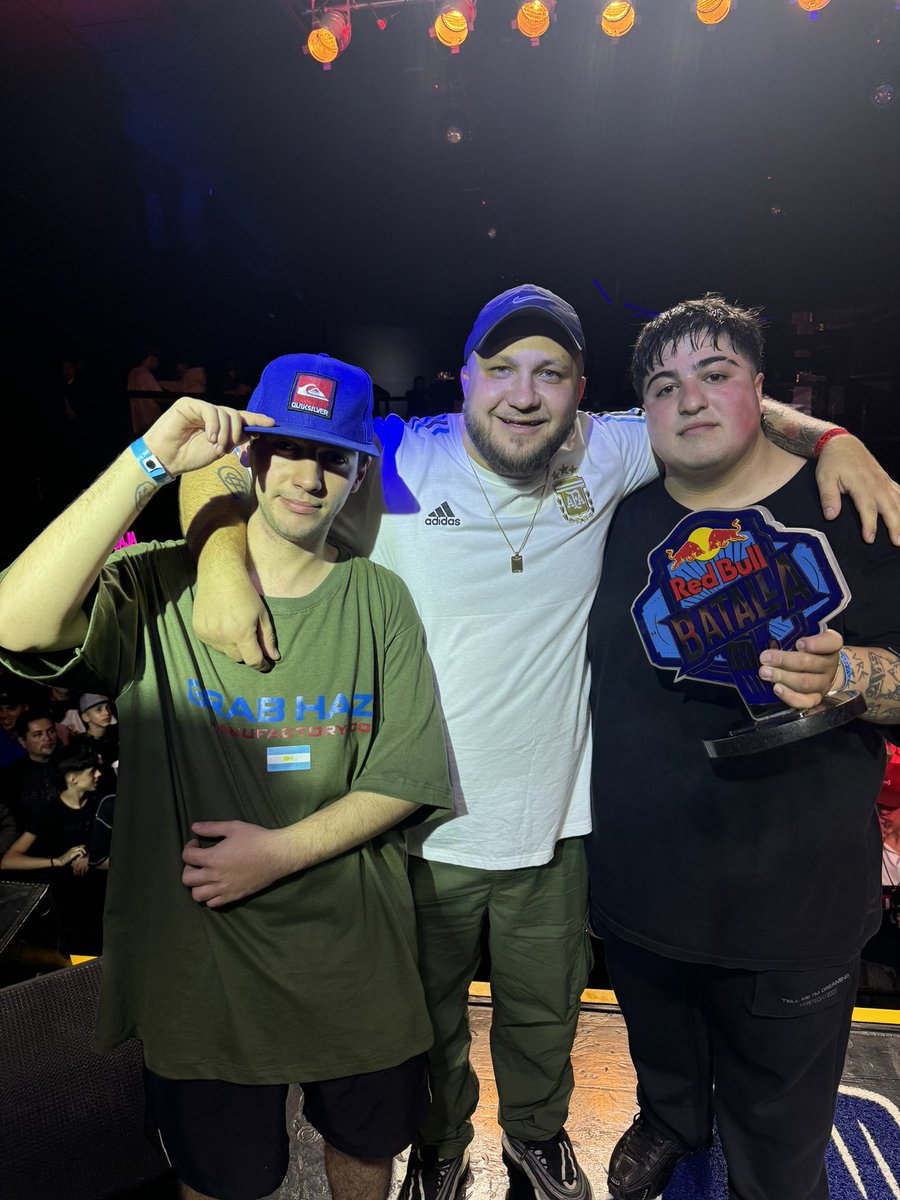 MaxiCaraffa's tweet photo. @RUIZSabalero CAMPEÓN @redbullbatalla regional Rosario 2024 
Pocos saben lo que significa esto para el cobe, soy muy feliz x vos amigo y de yapa el @kidauge a la Nacional. Nos llevamos todo ayer 🙏🏆 https://t.co/PT7zuHXjYE