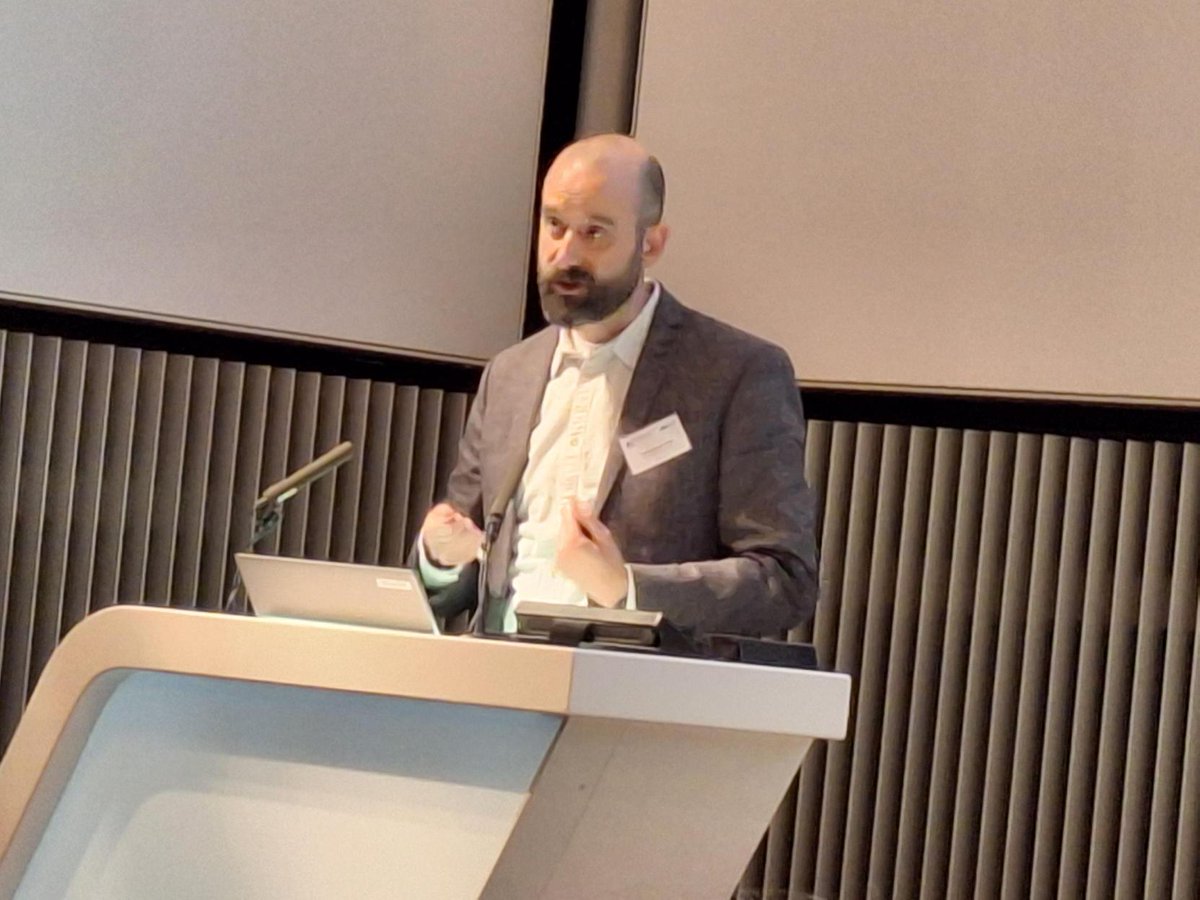 OpenLab_Ncl's tweet image. It's a pleasure to join our fellow Digital Economy Research Centres at #DENexus today.
So far:
✨ @Dave_kirk showcased some highlights from the @digi_citizens project - a collab between @OpenLab_Ncl, @NorthumbriaPsy & @PaCTLab
✨ @unsolopunto talked about Equitable and…
