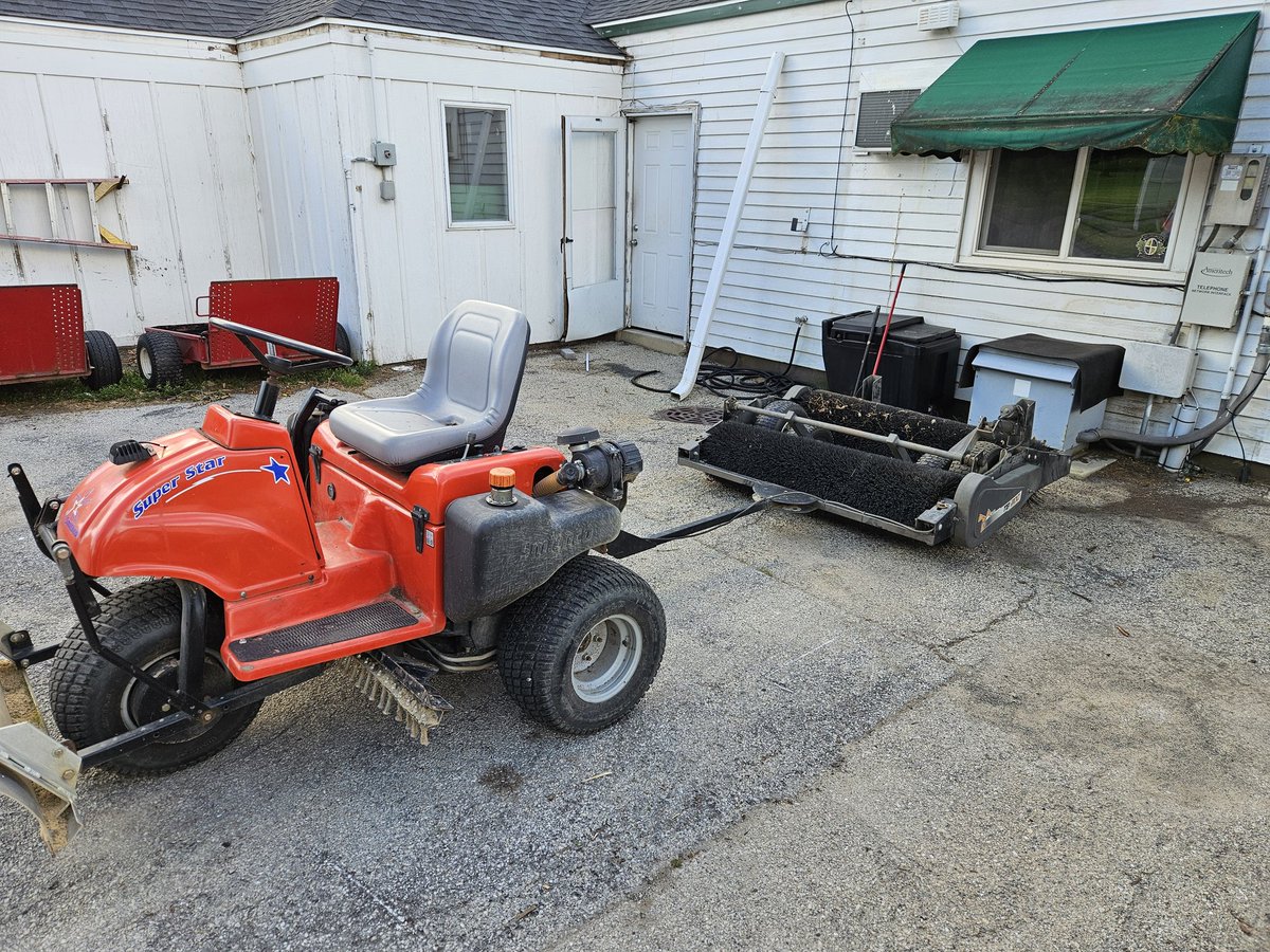 Chuck Barber tweet media