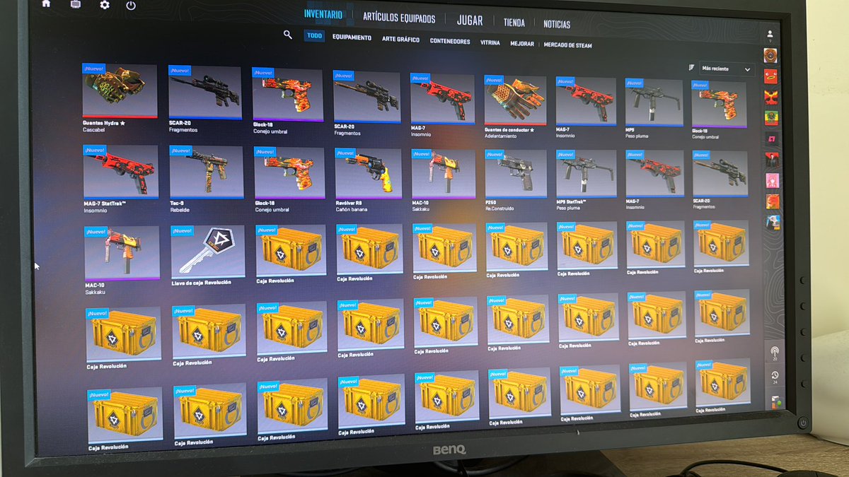 Galhugorules's tweet photo. @PokeR988HD siguiendo tu opening de cajas revolution..Nse si reír o llorar..dos amarillos en 19 cajas pero vaya mierdas!🤬 https://t.co/AmNW4zmgHK