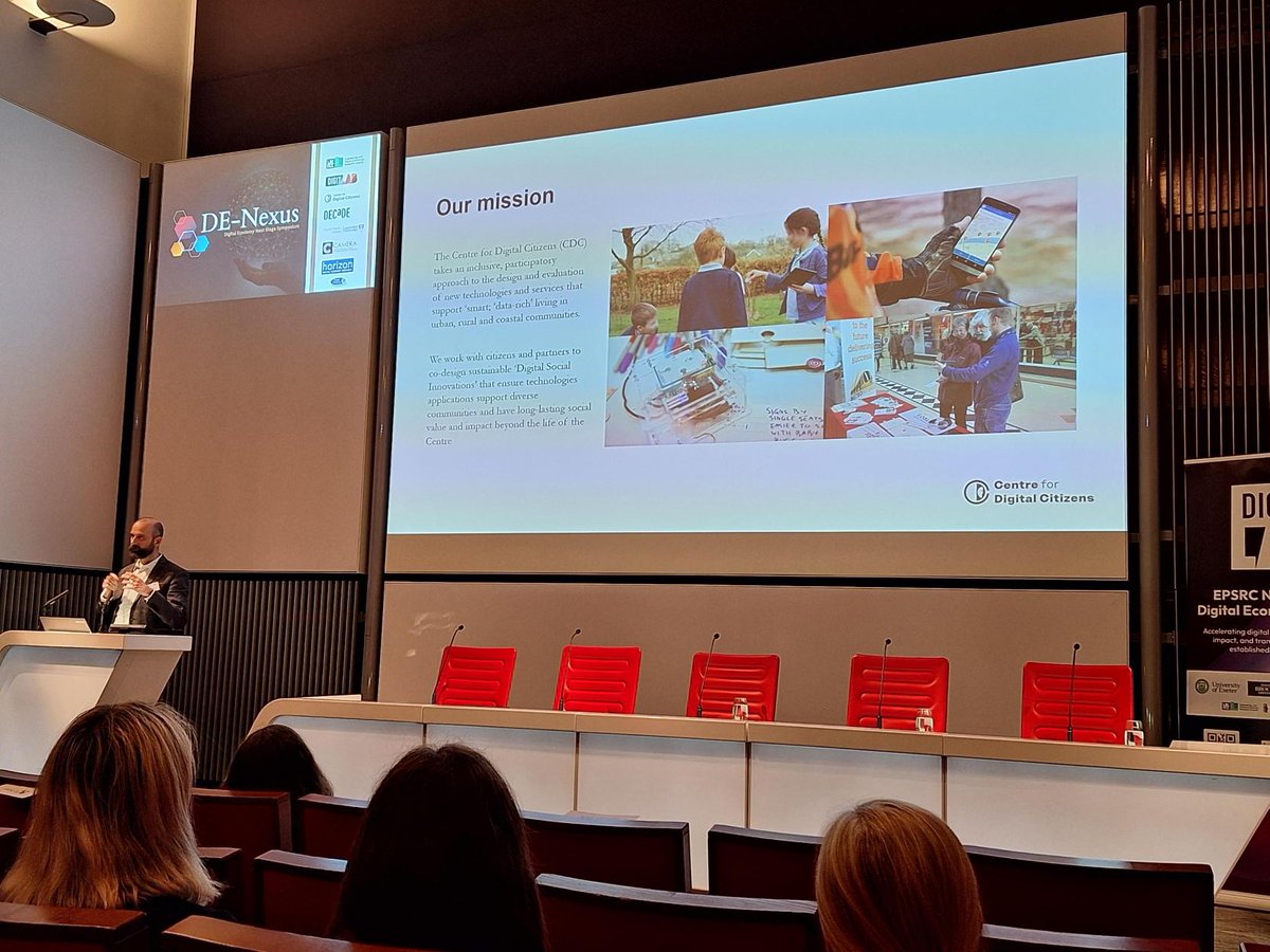 OpenLab_Ncl's tweet image. It's a pleasure to join our fellow Digital Economy Research Centres at #DENexus today.
So far:
✨ @Dave_kirk showcased some highlights from the @digi_citizens project - a collab between @OpenLab_Ncl, @NorthumbriaPsy & @PaCTLab
✨ @unsolopunto talked about Equitable and…
