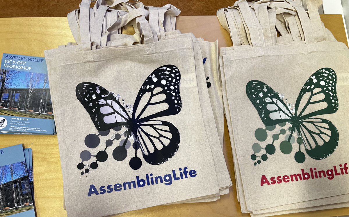 Assembling_Life's tweet photo. We are so excited for the ERC Project #AssemblingLife kickoff workshop! Here is our PI Gry Oftedal opening these two wonderful day of philosophy packed with interdisciplinary interactions (and some gorgeous canvas bags) 🦋 @ERC_Research @UniOslo #CPS https://t.co/aXTxoniPoK