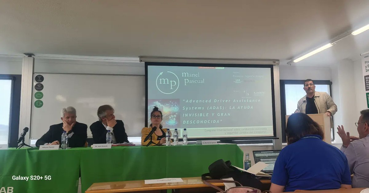 ADEVICatalunya's tweet photo. Moltes gràcies a @EPSI_UAB, a @UABBarcelona i a tot el seu equip de professionals amb la seva directora al capdavant, a @ATGroup_es , a #SEAIDA, @HPE_Espana i al projecte de I+D
Sense en #EliseoSierra, no hagues estat possible, qui dirigeix de forma extraordinària aquest projecte https://t.co/7YHYE9cbPc