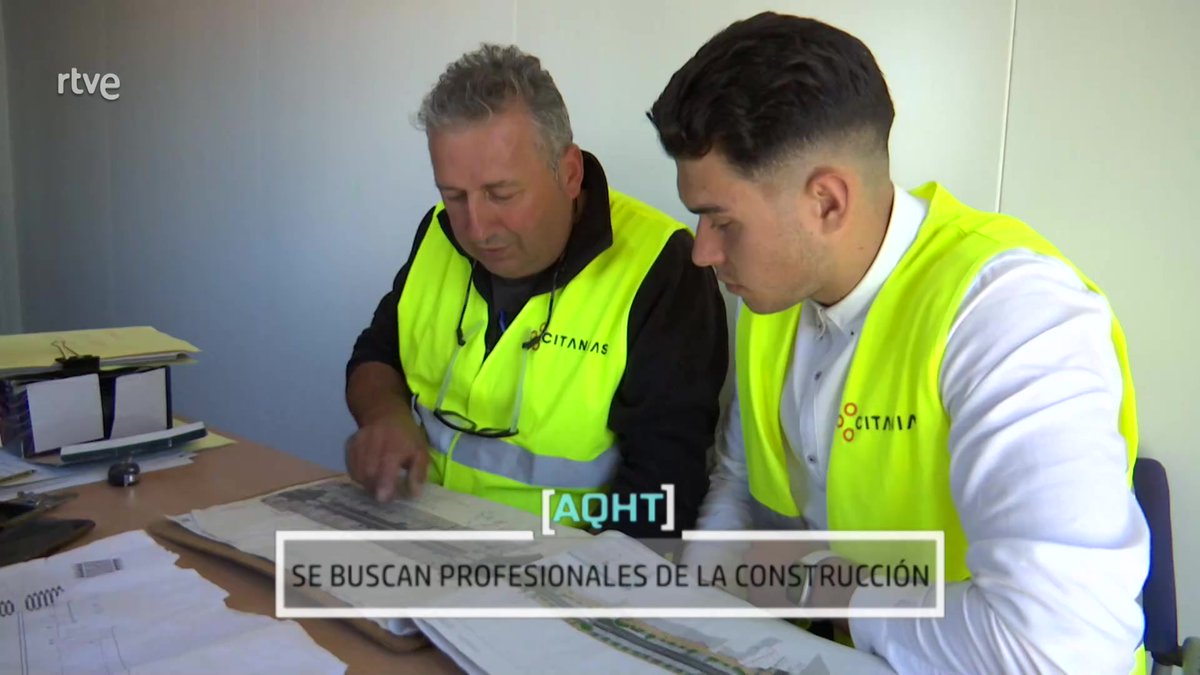 AQHT_TVE's tweet photo. 🏗️La construcción repunta mientras sus trabajadores envejencen🧓

El sector necesita unos 700.000 profesionales!!

🧱Visitamos empresas y centros de formación que tiran de ingenio para atraer talento joven👷‍♀️

📌SE BUSCAN CONSTRUCTORES
⬇️📺
https://t.co/p4zu3dLq7X https://t.co/6IJ86nfyPG