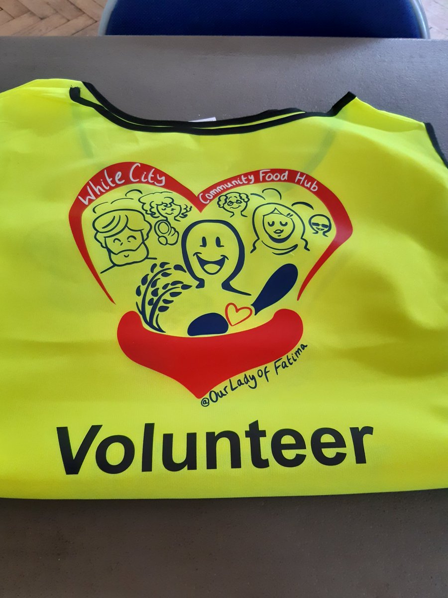 CaritasWestm's tweet photo. Good #MondayMorning to you all! Today there's a #BigHelpOut happening @olofcwc's community food hub: #volunteers from @JVN_org_uk @catholicEW @CSANonline @EvangelisationW AND @CaritasVS, all keen to #LendAHand &amp; #MakeADifference at today's session! 👍👏 ❤ https://t.co/ZC9iKXwL11