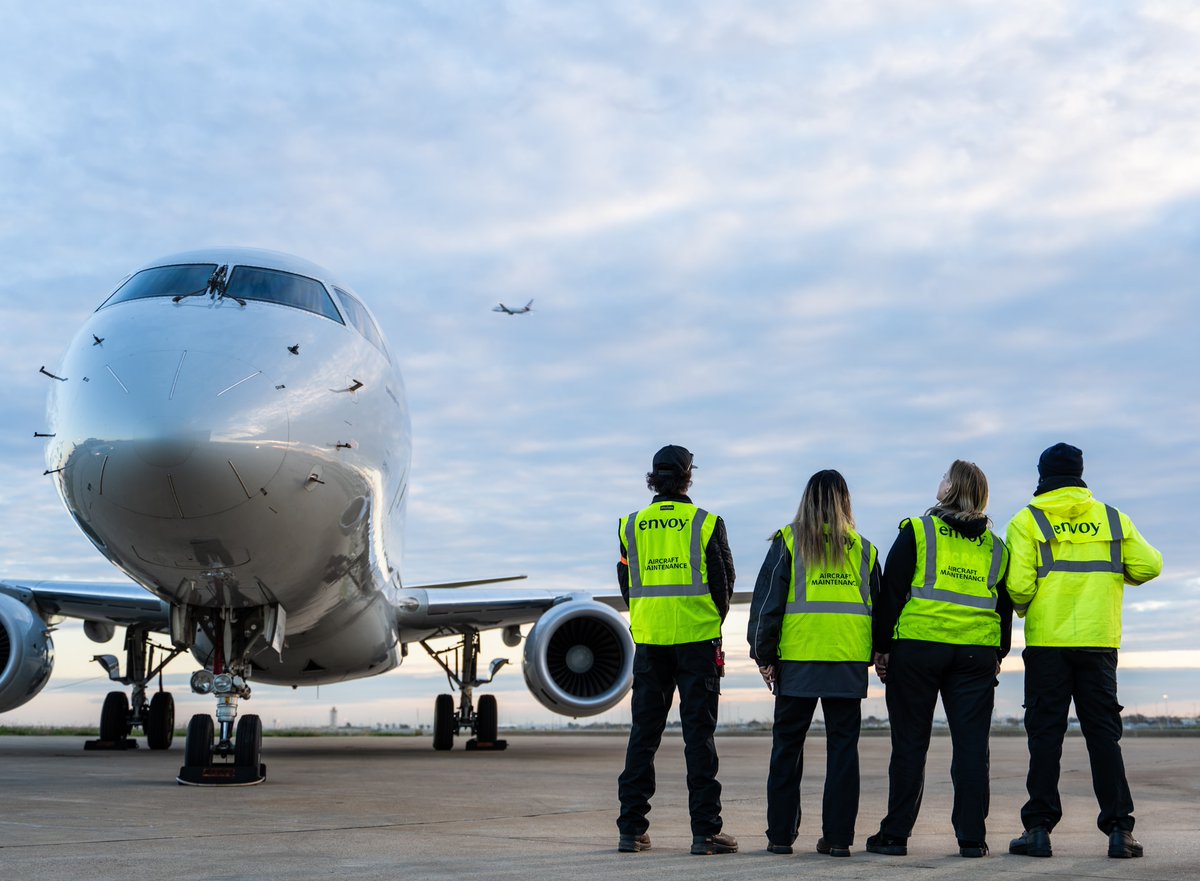 Squashed Robot tweet media