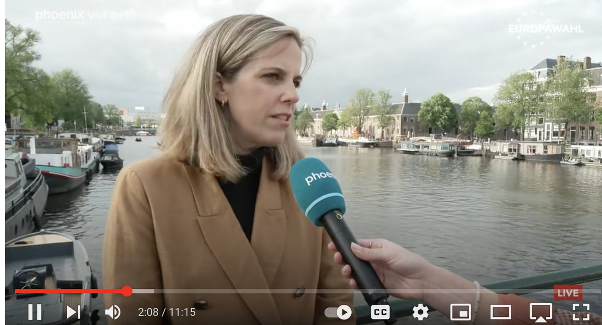 Theresa Kuhn tweet media